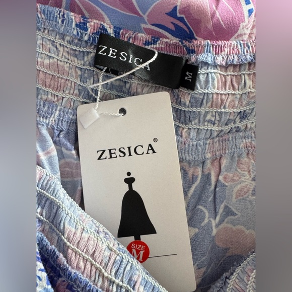 Zesica pink and blue floral halter tiered maxi dress NWT medium - Picture 6 of 10